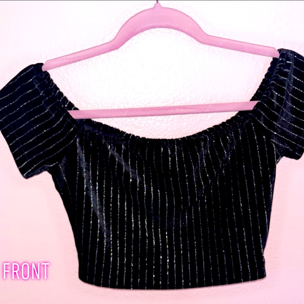 Black Off-The-Shoulder Velvet Crop Top with Silver Sparkly detailing 🖤🤍